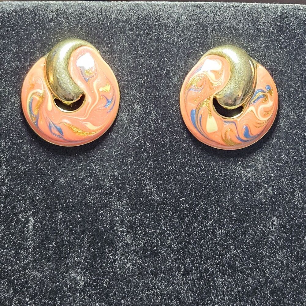 Vintage Trifari Gold Tone Pink Enamel Sparkly Swirl Round Earrings